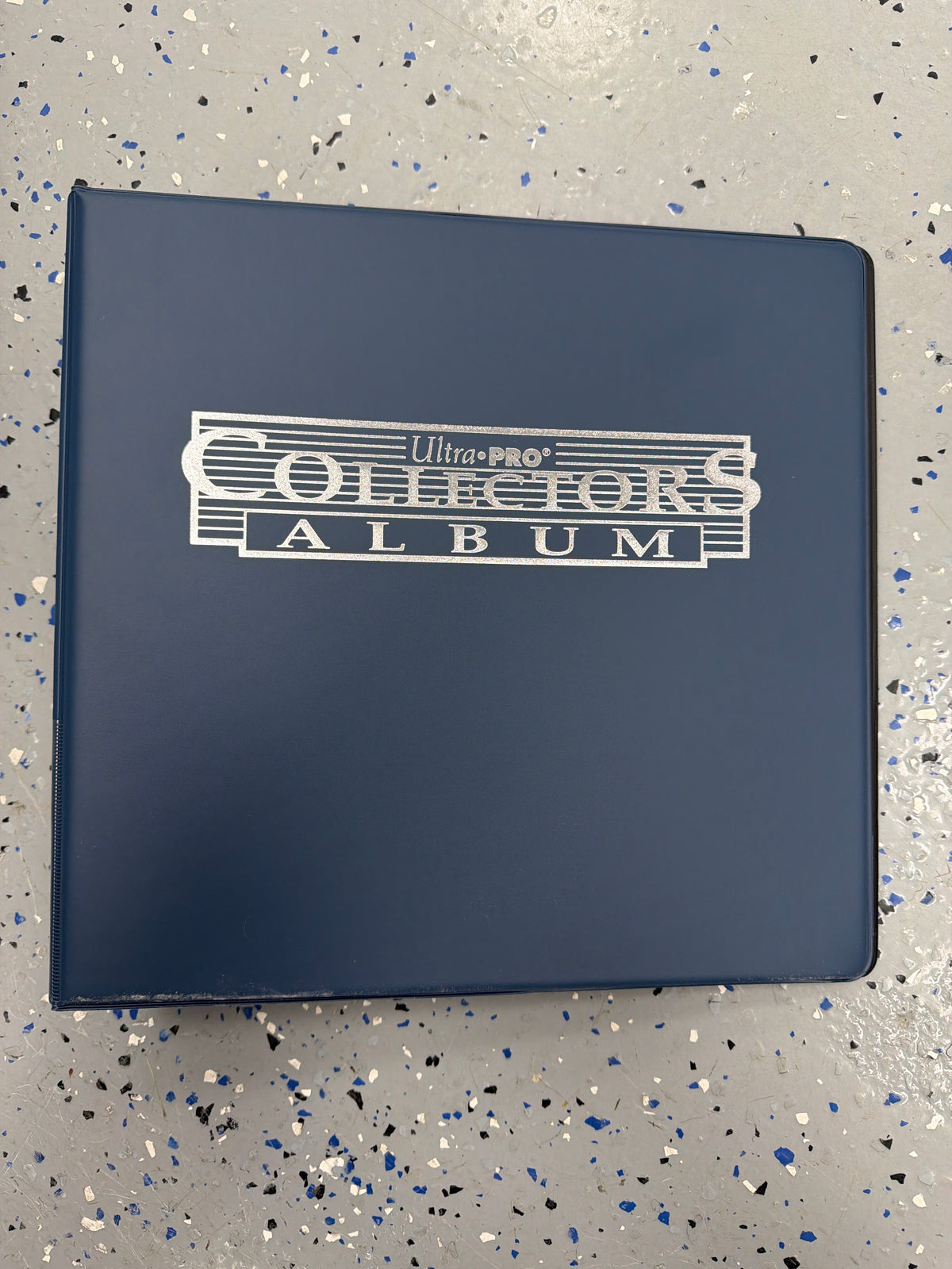 Ultra Pro 3 Ring Collectors Binder Blue